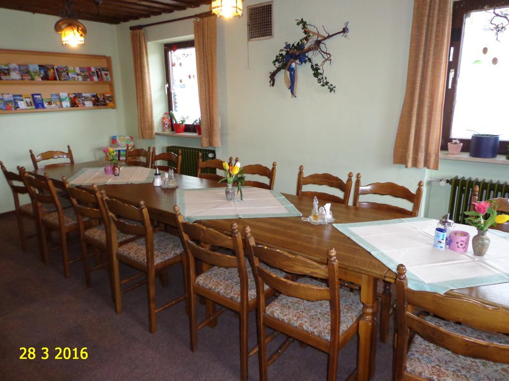 Gasthof - Pension Schamberger Нойкирхен байм Хайлиген Блут Екстериор снимка